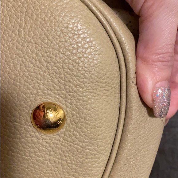 Louis Vuitton Mahina bag - Picture 14 of 16